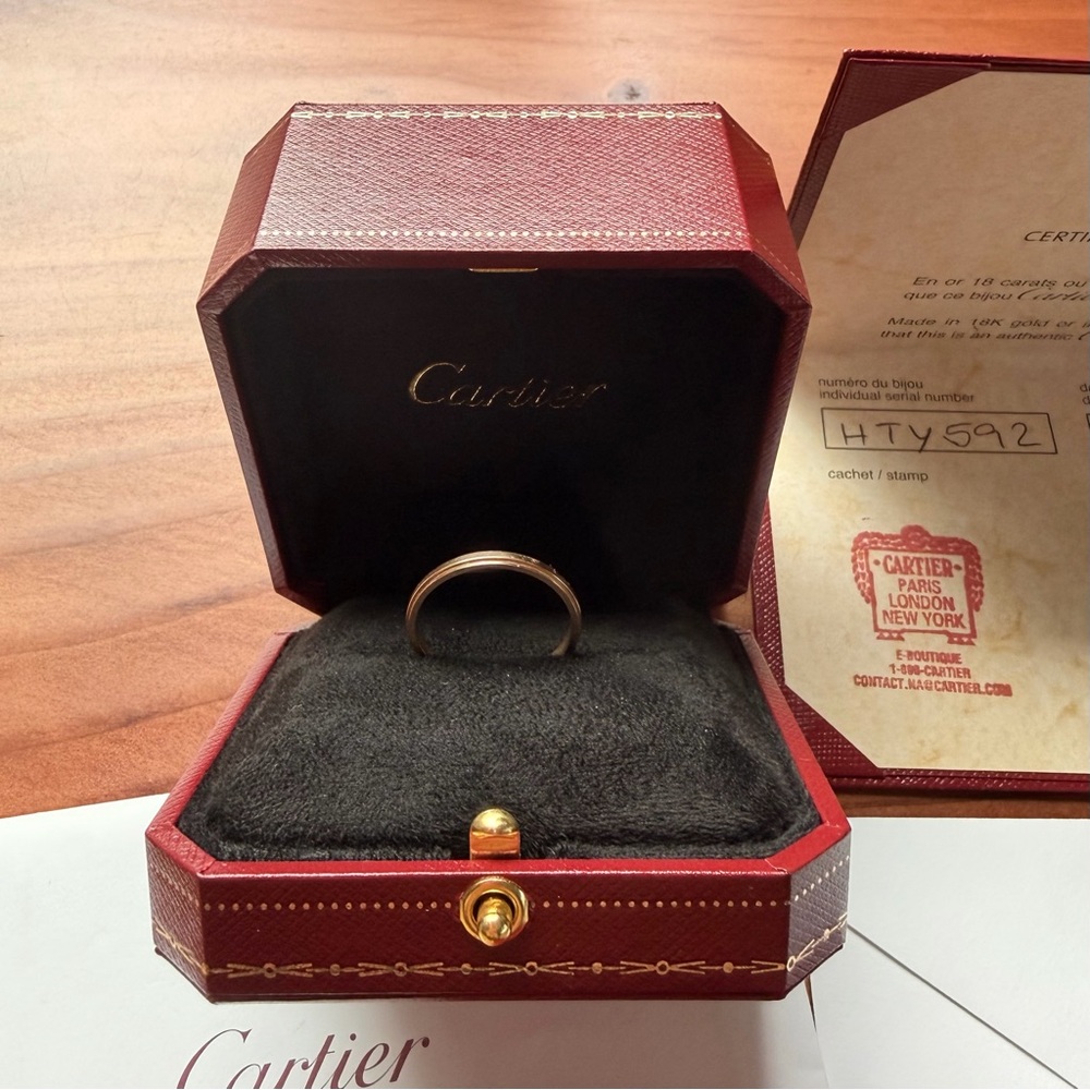 Cartier Gold Ring with Certificate in Red Box